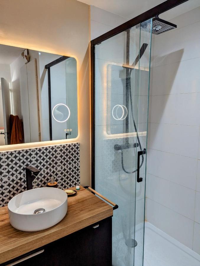 Cosy Spacieux Balcon - Ourcq 19 Parigi